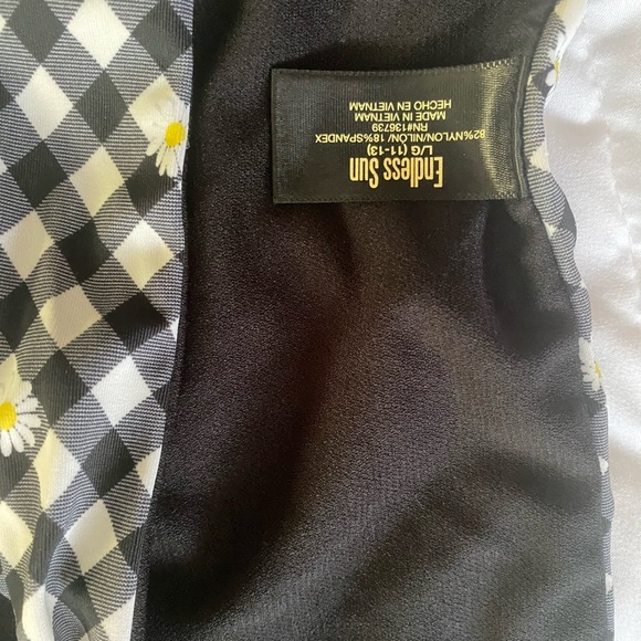 Endless sun bikini bottoms size large black & white checkers with daisies - Picture 4 of 4